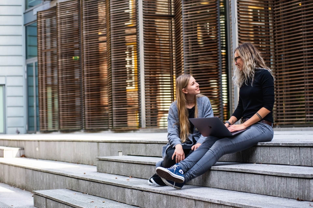 Czy business mentorzy i coache rzeczywiście są niezbędni do rozwoju współczesnego pracownika?